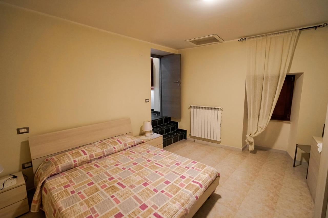 Casa Vacanza Centro Storico Fornelli Экстерьер фото